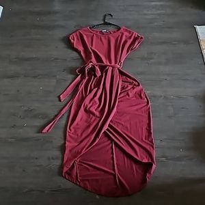3/4 maroon high-low t-shirt dress with waist tie